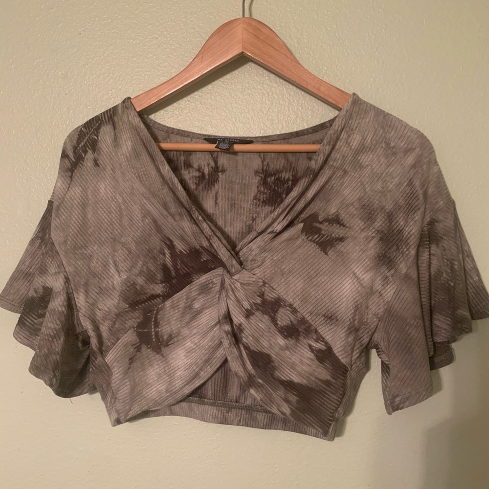 American Eagle Crop Top